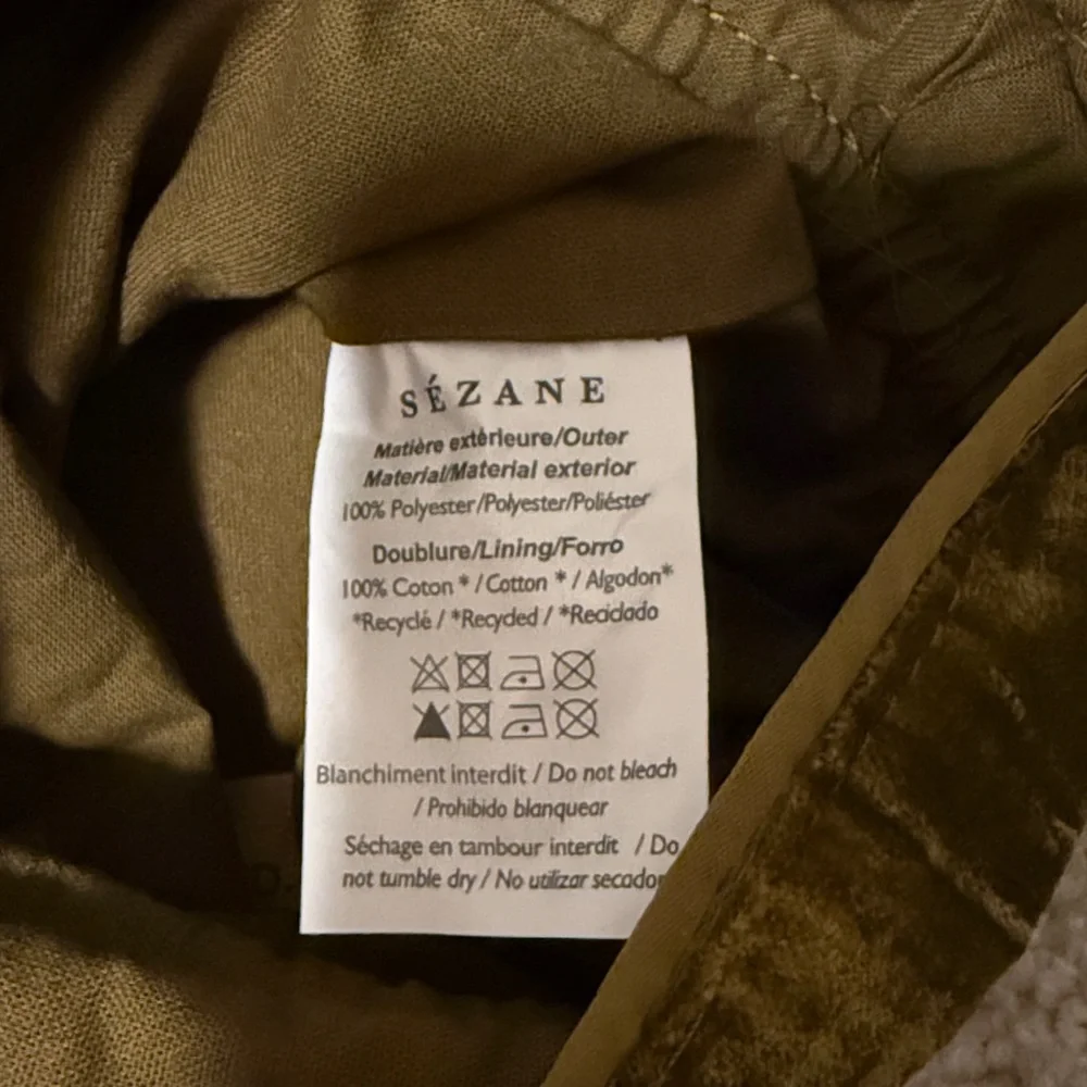 Sezane Olive Green Embossed Velvet Cosmetic Pouch - Picture 6 of 6